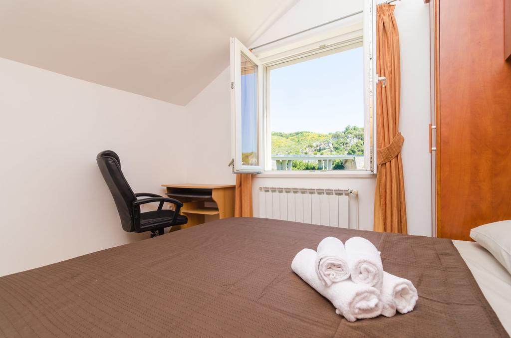Apartment Feel Phili 챠브타트 외부 사진